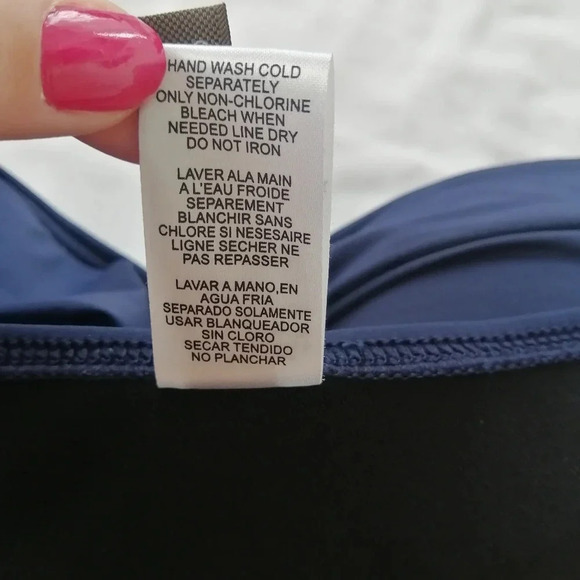 Tommy Bahama Pearl Twist Front Bandeau One Piece Swim Suit Shirred Stomach 8 - Picture 15 of 16